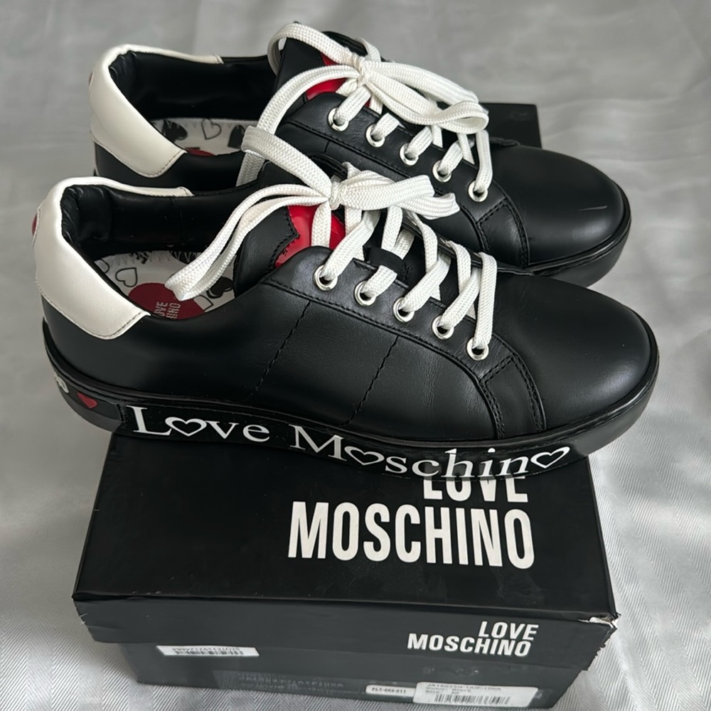 Love Moschino sneakers